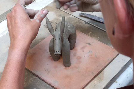 Créez votre propre souvenir en céramique : l'âne vietnamien (toute l'année)
