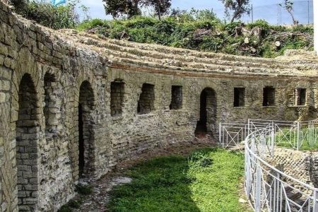 La Tomba di Agrippina: intrighi e misteri sul mare di Bacoli