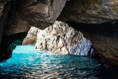 Tour in barca fullday dell’isola di Capri da Sorrento