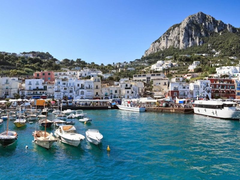 Visita Capri dal mare partendo da Marina Grande