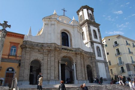 Il Santuario di San Francesco e Sant’Antonio a Cava de’ Tirreni e il suo presepe monumentale