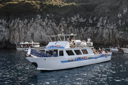 Tour guidato full immersion via terra e via mare di Capri e Anacapri (da aprile a ottobre)