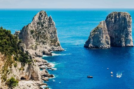 Weekend by boat exploring Ischia, Capri and Procida with overnight stay on board