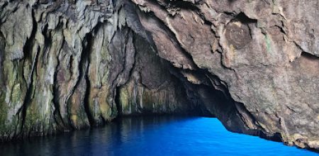 Amplify your travel experience