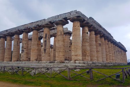 Visit to Paestum excavations with train departure from Naples and entrance fee