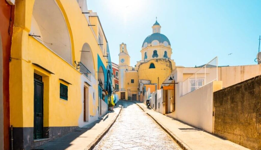 Amplify your travel experience