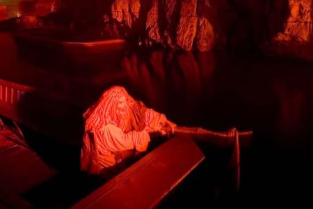 Fantesco's Inferno staged at Pertosa-Auletta Caves for groups and schools