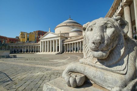 Napoli da Vivere: tour tra la Galleria Umberto, Piazza del Plebiscito e i Quartieri Spagnoli