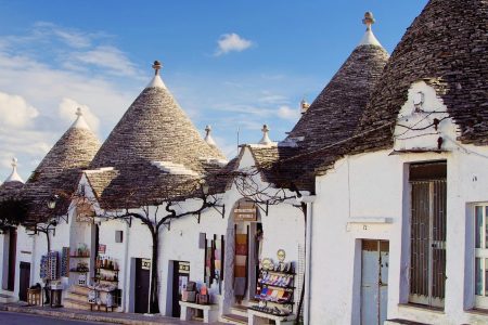 Escursione di gruppo full day a Matera e Alberobello con partenza da Bari