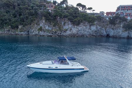 Excursion exclusive en bateau à Ischia avec option Procida, arrêts baignade et apéritif à bord au départ de Forio