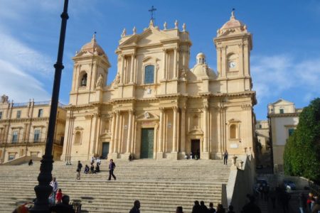 <noscript><img decoding=