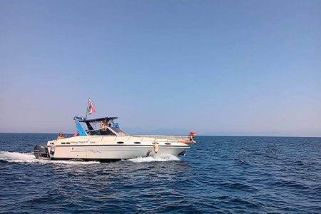 Boat excursion along the Agropoli coast to Saùco Bay with snorkeling