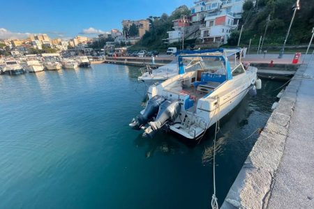 Tour in barca tra Punta Licosa e le altre baie della costa di Agropoli con snorkeling